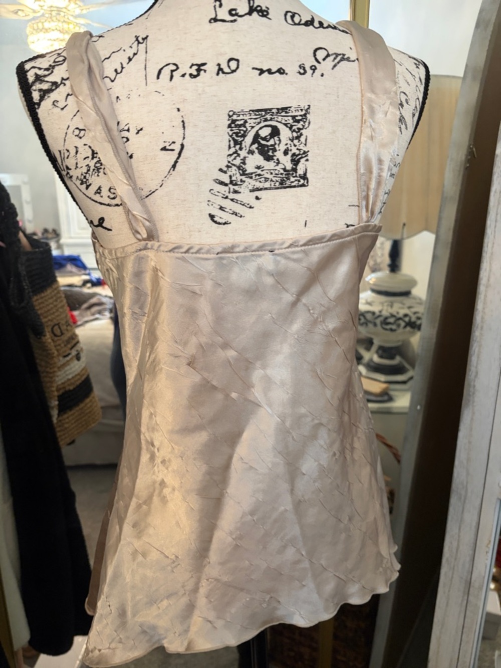 ❤️Champagne Silk Bow-Front Spaghetti Strap Tank - Picture 5 of 7